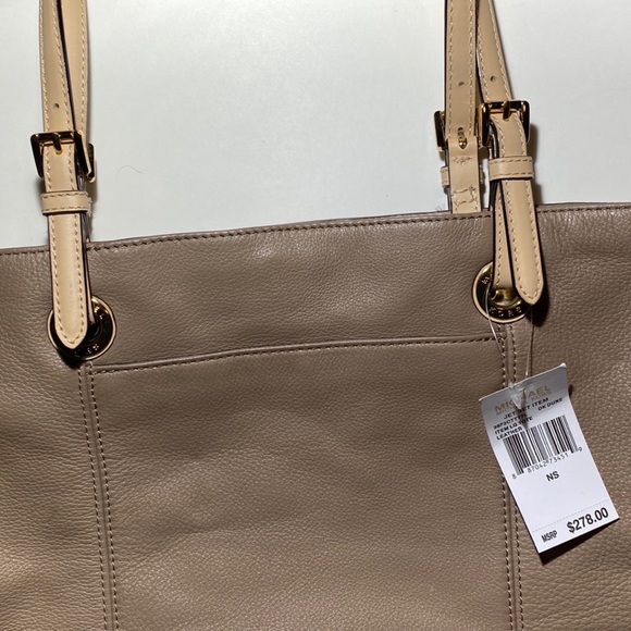 Michael Kors Tote***NWT*** - Picture 5 of 8